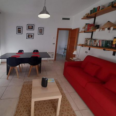 Sole Lento - Appartamento Taviano  Esterno foto