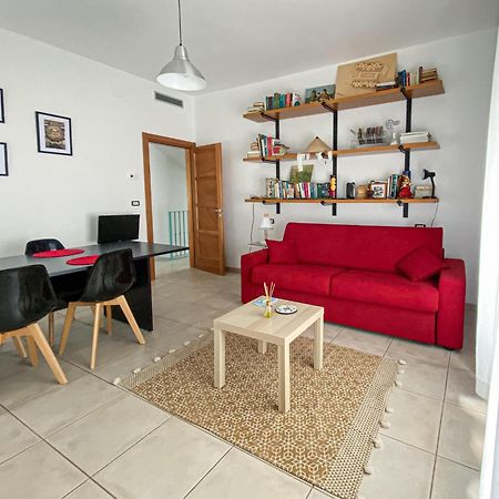 Sole Lento - Appartamento Taviano  Esterno foto